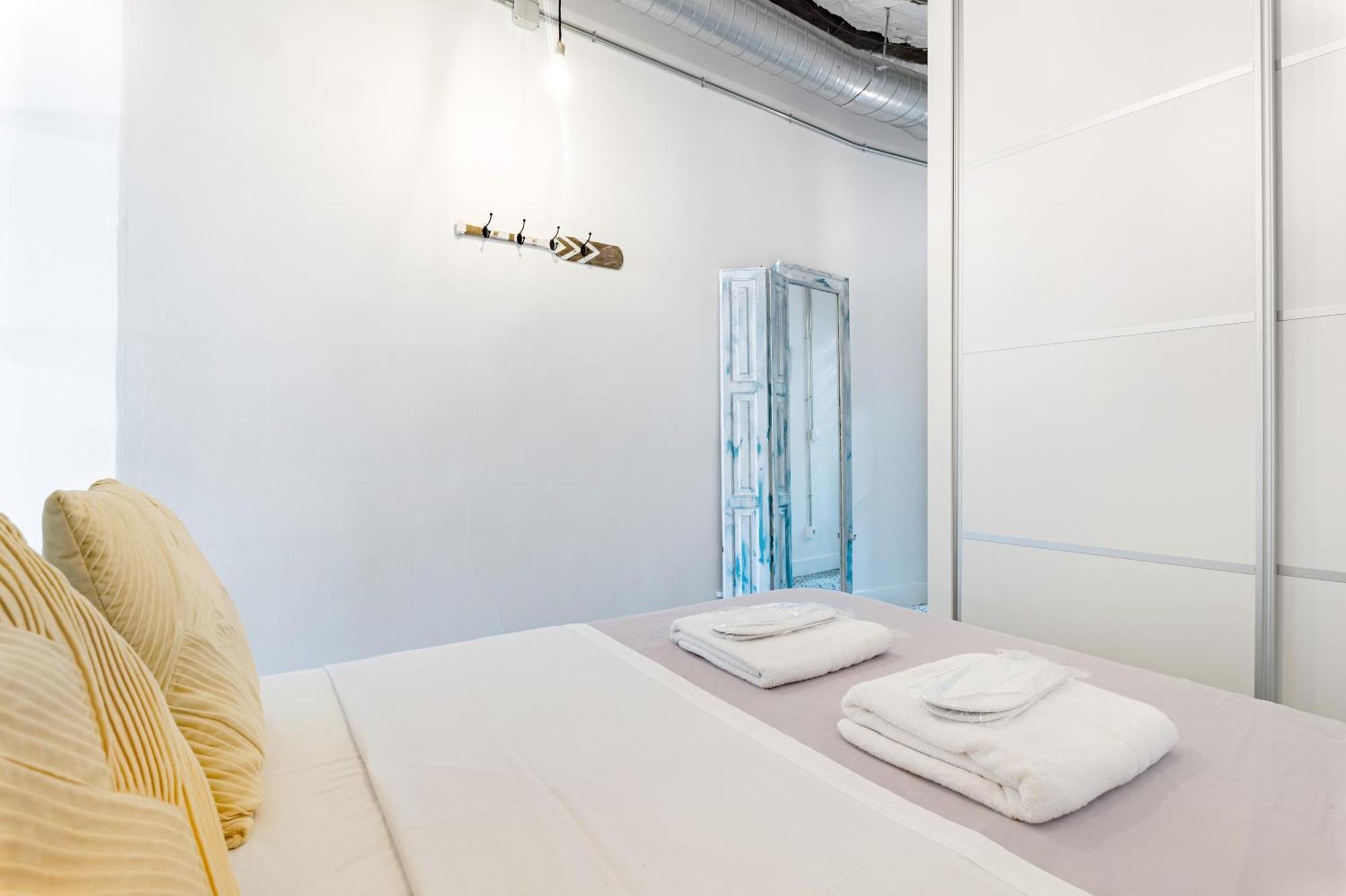Vintage Apartment Near Puerta Del Sol Madrid Extérieur photo