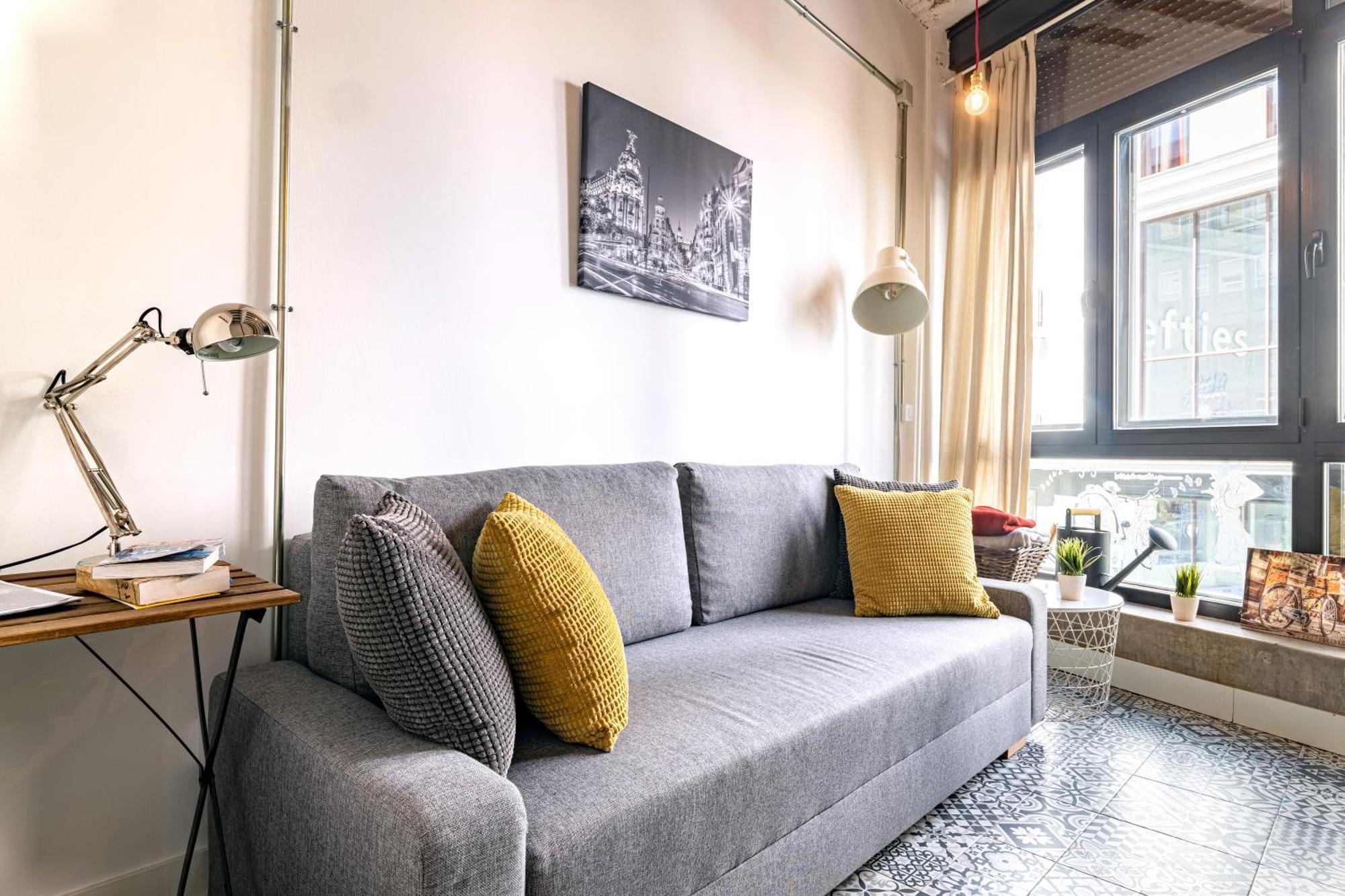 Vintage Apartment Near Puerta Del Sol Madrid Extérieur photo